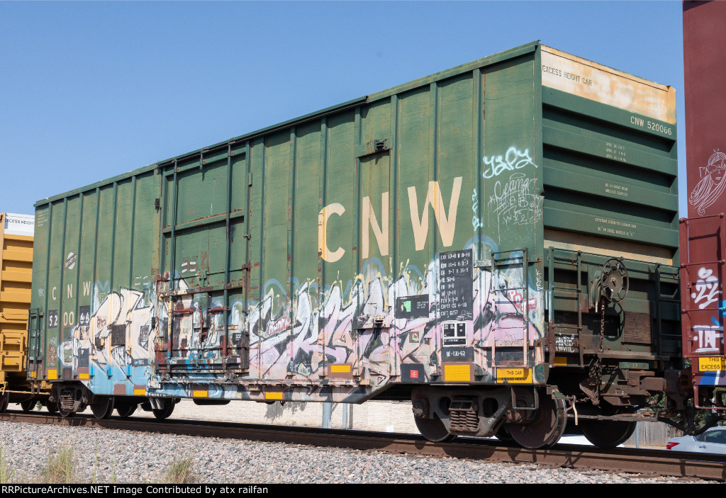 CNW 520066